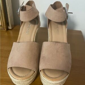 Nine West Blush Pink/Tan Women's Wedges - Size 6